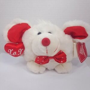 Wal-Mart mouse plush valentine's day Tb trading red heart XO XO white Roly Poly